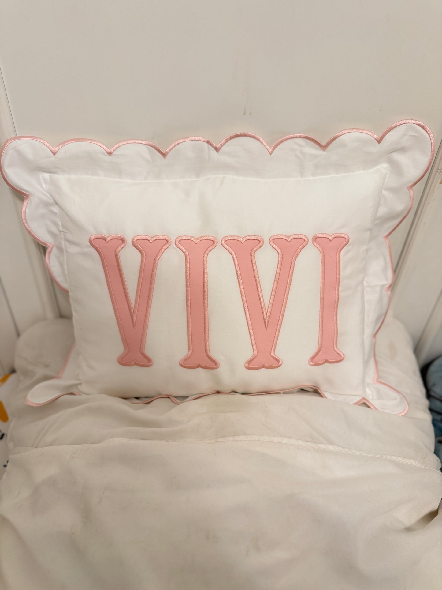 Scalloped Pillowcase